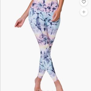 Onzie high rise dazed leggings